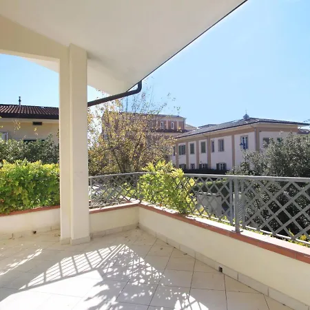 Locazione Turistica Glicine بيت للعطل