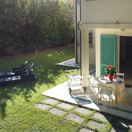 Holiday home Locazione Turistica Glicine *