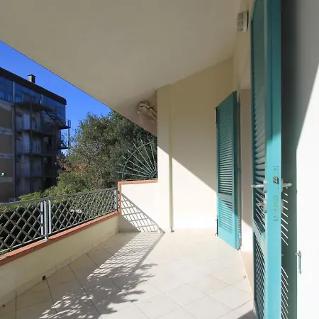 Locazione Turistica Glicine * Forte dei Marmi